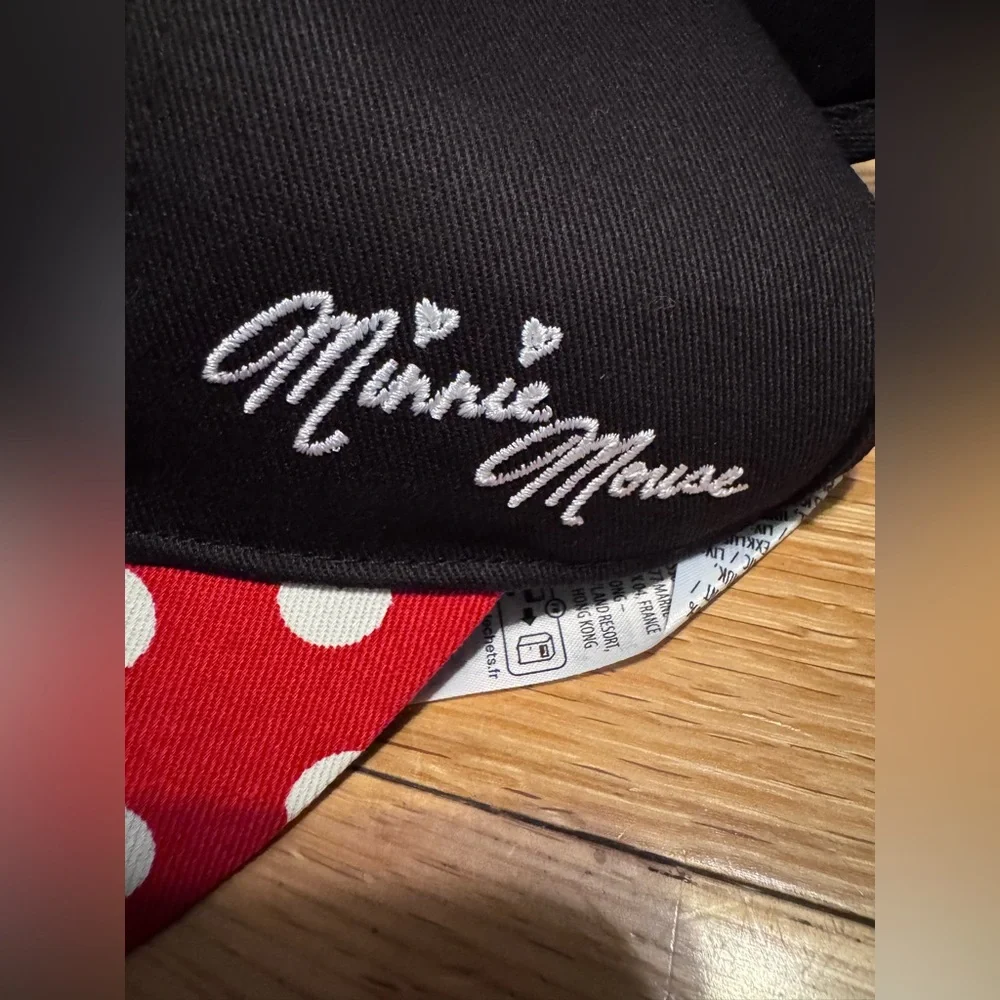 Disney Minnie Mouse Black and Red Polka Dot Mouse Ears  Youth hat - NEW